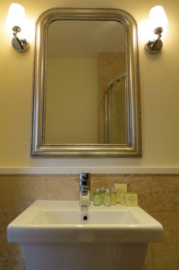 Devon View House Bed and Breakfast Youghal Esterno foto