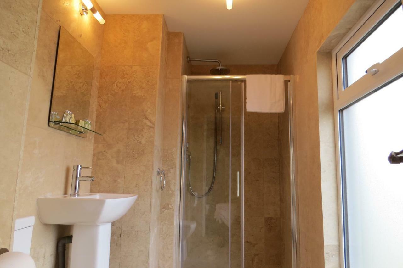 Devon View House Bed and Breakfast Youghal Esterno foto