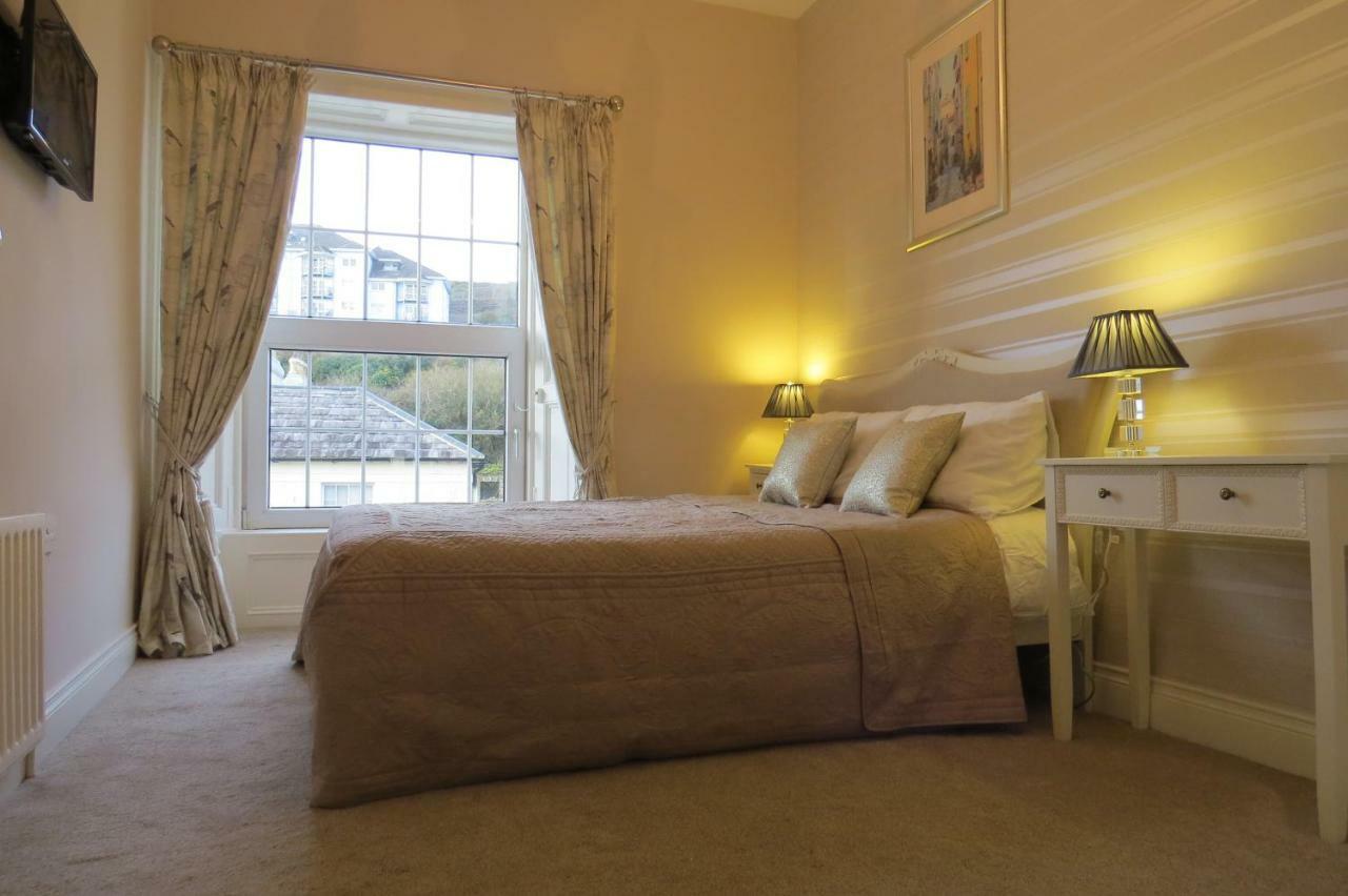 Devon View House Bed and Breakfast Youghal Esterno foto