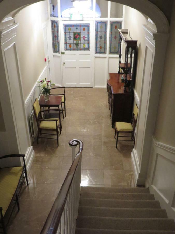 Devon View House Bed and Breakfast Youghal Esterno foto