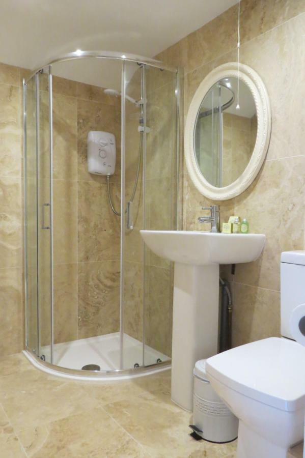Devon View House Bed and Breakfast Youghal Esterno foto
