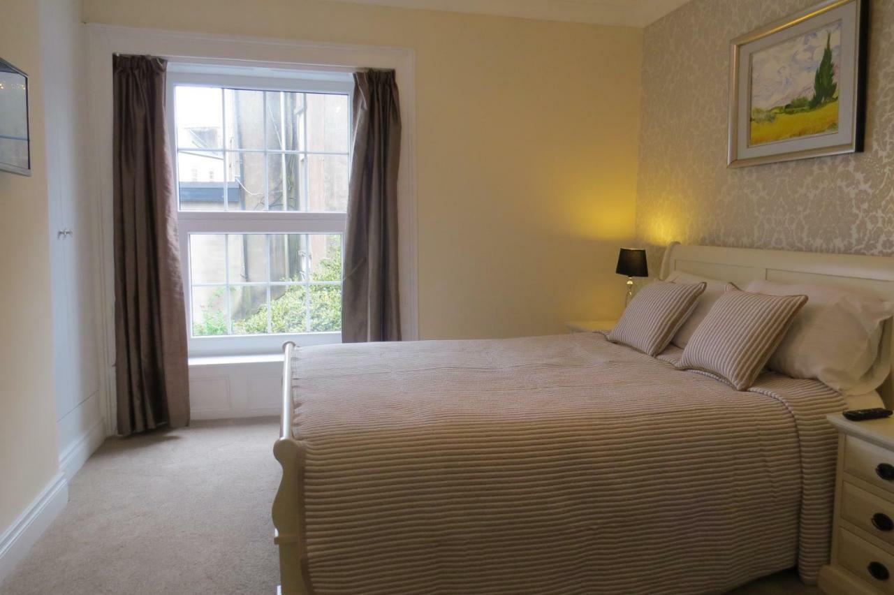 Devon View House Bed and Breakfast Youghal Esterno foto
