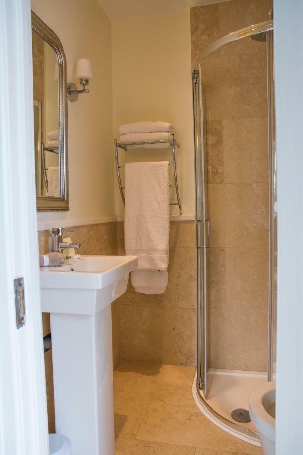 Devon View House Bed and Breakfast Youghal Esterno foto